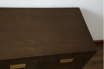 中古　超美品　ほぼ新品　カリモク家具(karimoku)　domani(ドマーニ)　Morganton(モーガントン)　上品な佇まいのドロワーチェスト　定価約49万円相当　(R-081820)