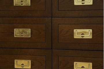 中古　超美品　ほぼ新品　カリモク家具(karimoku)　domani(ドマーニ)　Morganton(モーガントン)　上品な佇まいのドロワーチェスト　定価約49万円相当　(R-081820)