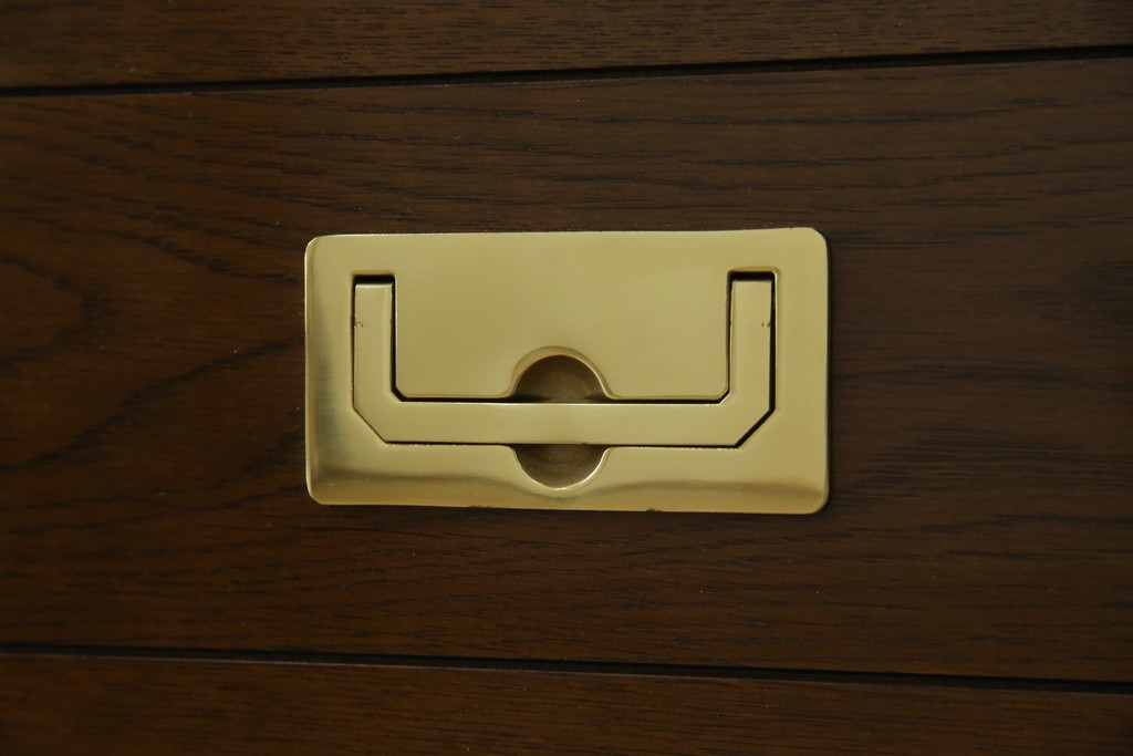 中古　超美品　ほぼ新品　カリモク家具(karimoku)　domani(ドマーニ)　Morganton(モーガントン)　上品な佇まいのドロワーチェスト　定価約49万円相当　(R-081820)