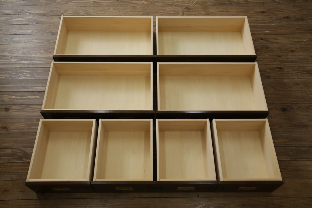 中古　超美品　ほぼ新品　カリモク家具(karimoku)　domani(ドマーニ)　Morganton(モーガントン)　上品な佇まいのドロワーチェスト　定価約49万円相当　(R-081820)