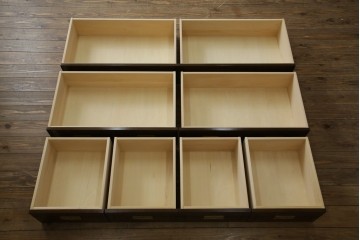 中古　超美品　ほぼ新品　カリモク家具(karimoku)　domani(ドマーニ)　Morganton(モーガントン)　上品な佇まいのドロワーチェスト　定価約49万円相当　(R-081820)