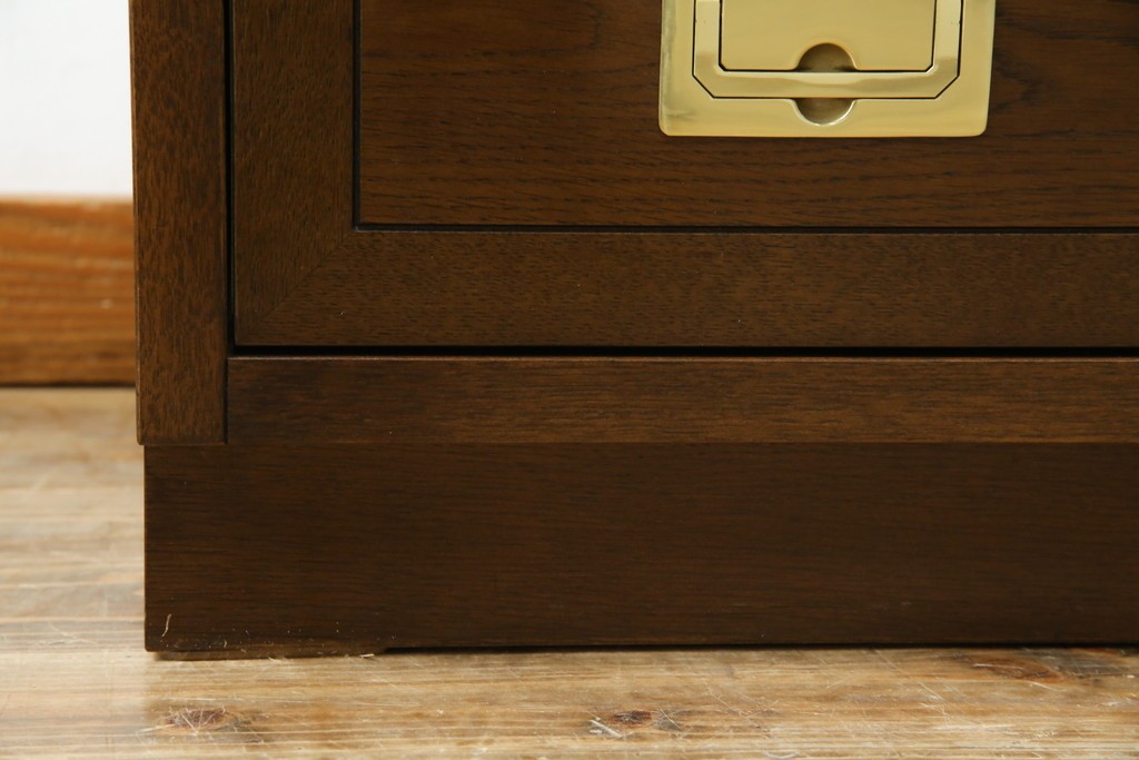 中古　超美品　ほぼ新品　カリモク家具(karimoku)　domani(ドマーニ)　Morganton(モーガントン)　上品な佇まいのドロワーチェスト　定価約49万円相当　(R-081820)