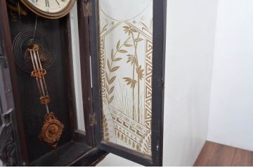 和製アンティーク　明治〜大正期　精工舎(SEIKOSHA、セイコー)　TRADE(S)MARK　黒柿材　立派な彫刻とユニークな振り子のデザインが魅力的な柱時計(掛け時計、古時計、振り子時計)(R-081830)