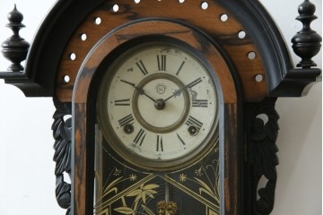 和製アンティーク　明治〜大正期　精工舎(SEIKOSHA、セイコー)　TRADE(S)MARK　黒柿材　立派な彫刻とユニークな振り子のデザインが魅力的な柱時計　(R-081830)