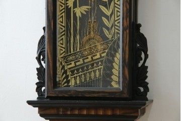 和製アンティーク　明治〜大正期　精工舎(SEIKOSHA、セイコー)　TRADE(S)MARK　黒柿材　立派な彫刻とユニークな振り子のデザインが魅力的な柱時計　(R-081830)