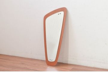北欧ビンテージ　ユニークなシルエットがお洒落なウォールミラー(姿見、壁掛け鏡、ヴィンテージ、店舗什器)(R-081843)