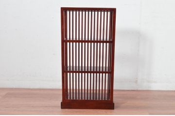 中古　美品　唐木　上品な縦格子が和の美しさを漂わせる小振りな飾り棚(陳列棚、花梨棚、ディスプレイラック、収納棚、オープンラック)(R-081846)