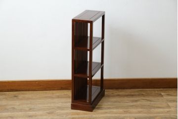 中古　美品　唐木　上品な縦格子が和の美しさを漂わせる小振りな飾り棚(陳列棚、花梨棚、ディスプレイラック、収納棚、オープンラック)(R-081846)