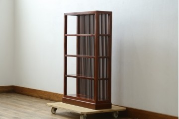 中古　美品　唐木　上品な縦格子が和の美しさを漂わせる小振りな飾り棚　(R-081847)