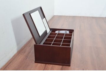 中古　未使用　展示品　新古品　インテリアデザイナー　土屋晃一　整理整頓に便利なタイドロア(ネクタイケース、ネクタイ箪笥、ネクタイ入れ、小物入れ、小物収納、卓上収納)(R-081849)