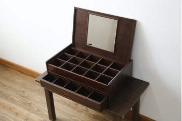 中古　未使用　展示品　新古品　インテリアデザイナー　土屋晃一　整理整頓に便利なタイドロア(ネクタイケース、ネクタイ箪笥、ネクタイ入れ、小物入れ、小物収納、卓上収納)(R-081849)