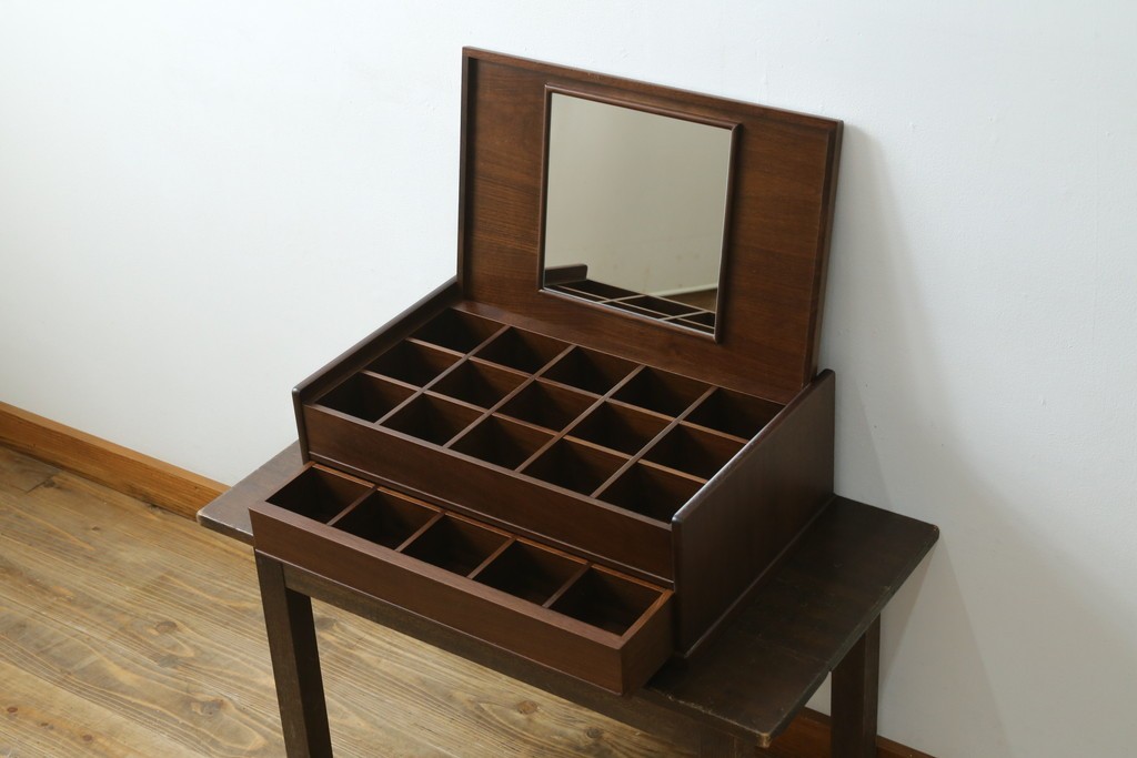 新古　未使用展示品　インテリアデザイナー　土屋晃一　整理整頓に便利なタイドロア　(R-081850)