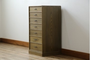 中古　未使用展示品　新古品　内部桐材　職人手作り　美しい柾目のシンプルな7段小引き出し(卓上収納、小物収納、サイドチェスト)(定価約15万円)(R-081851)