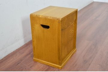 中古　未使用　展示品　新古品　職人手作り　栓材　空間に馴染むシンプルなごみ箱(ゴミ箱、ちり箱、くず入れ、ダストボックス)(R-081852)