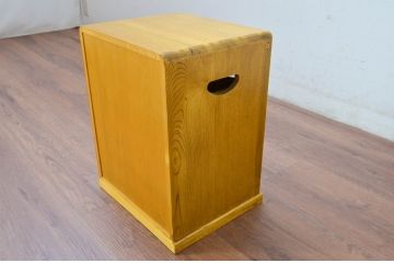 中古　未使用　展示品　新古品　職人手作り　栓材　空間に馴染むシンプルなごみ箱(ゴミ箱、ちり箱、くず入れ、ダストボックス)(R-081852)