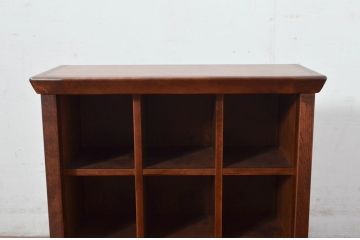 中古　未使用　展示品　新古品　職人手作り　シンプルなデザインが取り入れやすい小さなマス目棚(升目棚、オープンラック、シェルフ、収納棚、飾り棚、陳列棚)(R-081853)