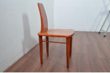 中古　未使用　展示品　新古品　岩手岩泉・純木家具　胡桃(クルミ)材　漆塗り　心地よい木の風合いが魅力的な板座RBチェア(アールバックチェア、ダイニングチェア、アームレスチェア、板座チェア、椅子、イス)(定価約10万円)(R-081854)