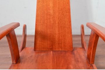 中古　未使用　展示品　新古品　岩手岩泉・純木家具　胡桃(クルミ)材　漆塗り　心地よい木の風合いが魅力的な安楽座椅子(ロッキングチェア、板座チェア、座椅子、揺りイス、アームチェア、椅子、イス)(定価約22万円)(R-081856)