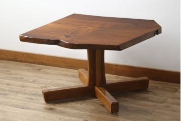 中古　未使用　展示品　新古品　岩手岩泉・純木家具　栓材　漆塗り　心地よい木の風合いが魅力的なローテーブル(センターテーブル、リビングテーブル)(定価約17万円)(R-081857)
