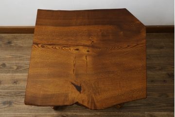 中古　未使用　展示品　新古品　岩手岩泉・純木家具　栓材　漆塗り　心地よい木の風合いが魅力的なローテーブル(センターテーブル、リビングテーブル)(定価約17万円)(R-081857)