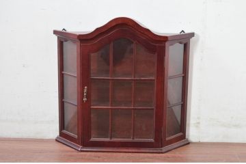 中古　三面ガラス　見せる収納にぴったりなウォールキャビネット(ウォールシェルフ、吊戸棚、飾り棚、陳列棚、収納棚)(R-081859)