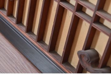 アンティーク建具　雲の図の彫刻がアクセントの格子の障子欄間1枚(明り取り、明かり取り)(R-081862)