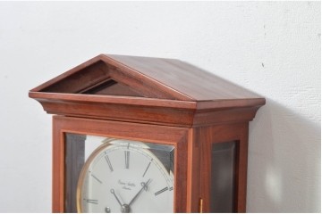 中古　美品　ドイツ　エルウィン・サトラ—(Erwin Sattler)社　三面面取りガラスの上品な高級柱時計　定価約60万円　(R-081863)