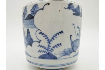 江戸期　古伊万里　染付　蛸唐草　山水図　匠の繊細な表現に引き付けられる銚子(花、急須、水注、酒器、和食器)(R-081865)
