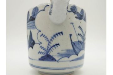 江戸期　古伊万里　染付　蛸唐草　山水図　匠の繊細な表現に引き付けられる銚子(花、急須、水注、酒器、和食器)(R-081865)
