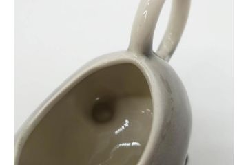 ドイツ　Goebel(ゲーベル)　Nymphenburg(ニンフェンブルグ)　カバ　生き生きとした造形が魅力のフィギュリン3点セット(動物、置物、オブジェ、ディスプレイ)(R-081868)