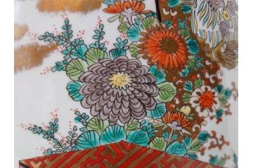 江戸〜明治期　古伊万里　錦地　色絵　高さ 約57cm　華麗な色付が美しい花瓶(松、菊、花鳥、鳳凰、人物、風景、獅子、花生、花入、花器、金彩、二尺、共箱付)(R-081878)