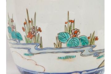 江戸〜明治期　古伊万里　錦地　色絵　高さ 約57cm　華麗な色付が美しい花瓶(松、菊、花鳥、鳳凰、人物、風景、獅子、花生、花入、花器、金彩、二尺、共箱付)(R-081878)