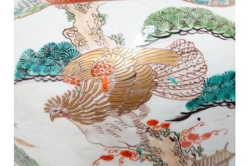 江戸〜明治期　古伊万里　錦地　色絵　高さ 約57cm　華麗な色付が美しい花瓶(松、菊、花鳥、鳳凰、人物、風景、獅子、花生、花入、花器、金彩、二尺、共箱付)(R-081878)
