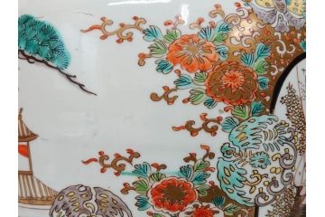 江戸〜明治期　古伊万里　錦地　色絵　高さ 約57cm　華麗な色付が美しい花瓶(松、菊、花鳥、鳳凰、人物、風景、獅子、花生、花入、花器、金彩、二尺、共箱付)(R-081878)
