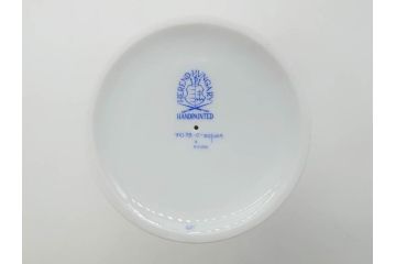 ヘレンド　ハンガリー　HEREND HVNGARY　ヴィクトリア・ブーケ　高さ 約22cm　気品を感じるフラワーベース(蝶、ちょう、花瓶、花入、花生、花器、金彩、ハンドペイント)(R-081879)