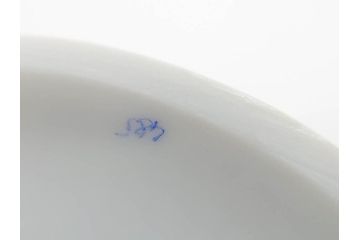 ヘレンド　ハンガリー　HEREND HVNGARY　ヴィクトリア・ブーケ　高さ 約22cm　気品を感じるフラワーベース(蝶、ちょう、花瓶、花入、花生、花器、金彩、ハンドペイント)(R-081879)