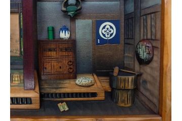 心峰　木彫　緻密でリアルな匠の技が光る立体額(遠近法応用額、壁掛け、壁飾り、古民家、ディスプレイ)(R-081880)