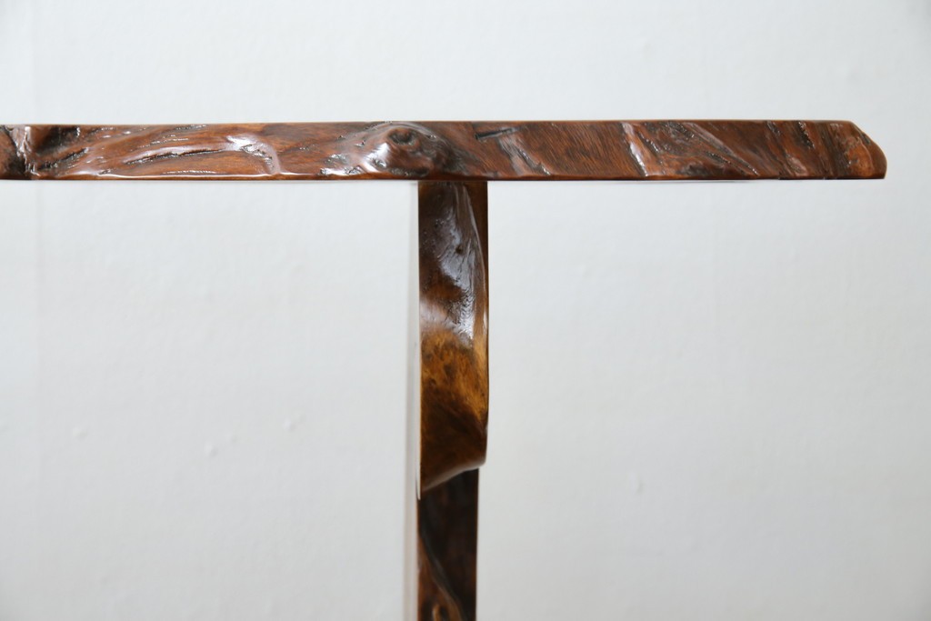 中古　美品　国産職人手作り　自然な形をそのまま活かした造りが魅力的な飾り棚　(R-081886)