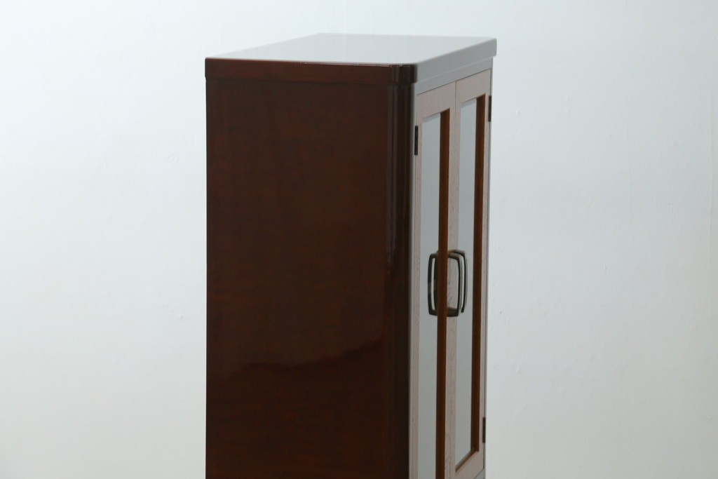 新古　未使用展示品　二本松工藝館　田中家具　欅(ケヤキ)材　玉杢　和モダンな空間づくりにおすすめのサイドキャビネット　(定価約57万円)(R-081887)