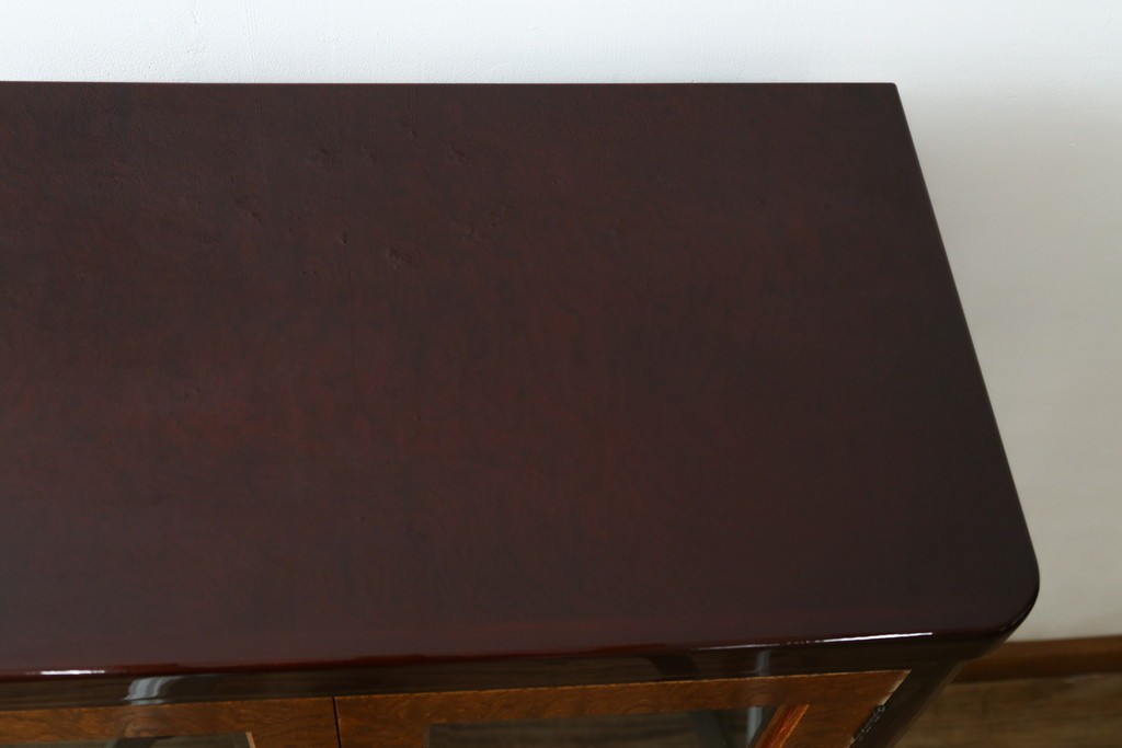 新古　未使用展示品　二本松工藝館　田中家具　欅(ケヤキ)材　玉杢　和モダンな空間づくりにおすすめのサイドキャビネット　(定価約57万円)(R-081887)