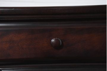 中古　肥前民芸家具　深みのある木の色合いが美しい小振りなチェスト(引き出し、洋服タンス、衣装タンス、サイドチェスト、ローチェスト)(R-081889)