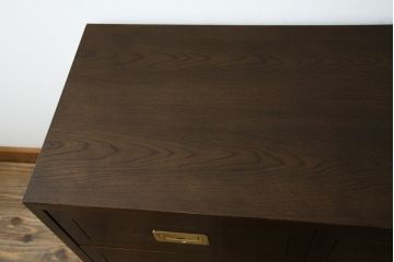 中古　カリモク家具(karimoku)　domani(ドマーニ)　Morganton(モーガントン)　上品な佇まいのドロワーチェスト(サイドチェスト、引き出し、店舗什器)(定価約30万円)(R-081891)