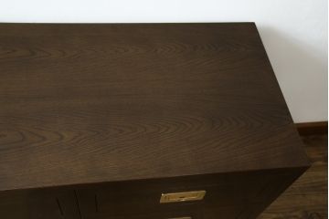 中古　カリモク家具(karimoku)　domani(ドマーニ)　Morganton(モーガントン)　上品な佇まいのドロワーチェスト(サイドチェスト、引き出し、店舗什器)(定価約30万円)(R-081891)