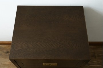 中古　カリモク家具(karimoku)　domani(ドマーニ)　Morganton(モーガントン)　上品な佇まいのドロワーチェスト　定価約17万円　(R-081892)