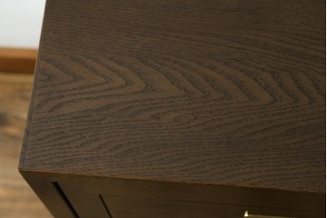 中古　カリモク家具(karimoku)　domani(ドマーニ)　Morganton(モーガントン)　上品な佇まいのドロワーチェスト　定価約17万円　(R-081892)