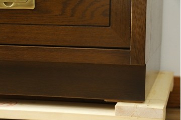 中古　カリモク家具(karimoku)　domani(ドマーニ)　Morganton(モーガントン)　上品な佇まいのドロワーチェスト　定価約17万円　(R-081892)
