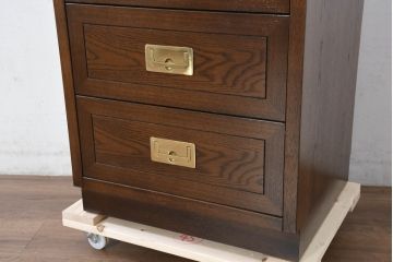 中古　カリモク家具(karimoku)　domani(ドマーニ)　Morganton(モーガントン)　上品な佇まいのドロワーチェスト(サイドチェスト、引き出し、店舗什器)(定価約17万円)(R-081892)