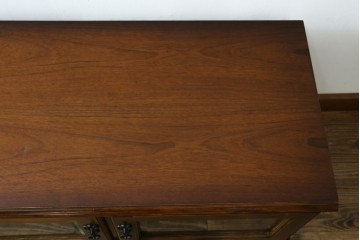 中古　カリモク家具(karimoku)　COLONIAL(コロニアル)シリーズ　カントリースタイルのお部屋におすすめなテレビボード　定価約26万円　(R-081893)