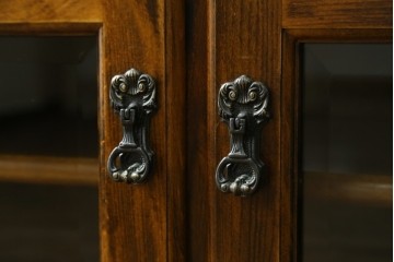 中古　カリモク家具(karimoku)　COLONIAL(コロニアル)シリーズ　カントリースタイルのお部屋におすすめなテレビボード　定価約26万円　(R-081893)