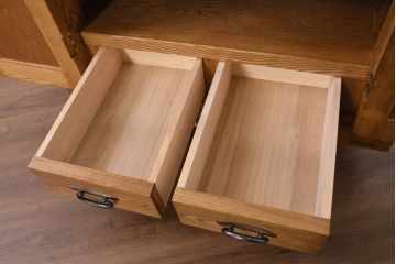 和製ビンテージ　特注!!　高級品　総タモ材　天板極厚1枚板　自然な木の風合いを楽しめる和風サイドキャビネット(サイドボード、戸棚、収納棚、ヴィンテージ)(R-081895)